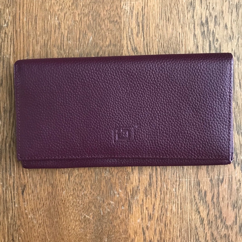 Classy Burgundy Wallet Checkbook Credit Cards EUC
